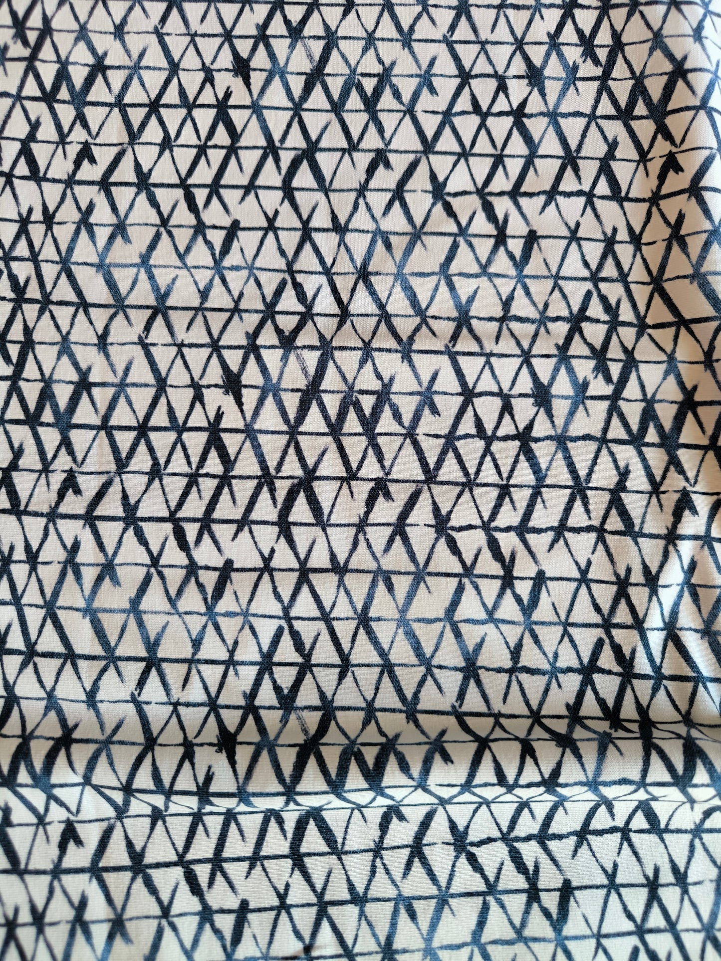 Jersey blaue Kreuze auf weiß