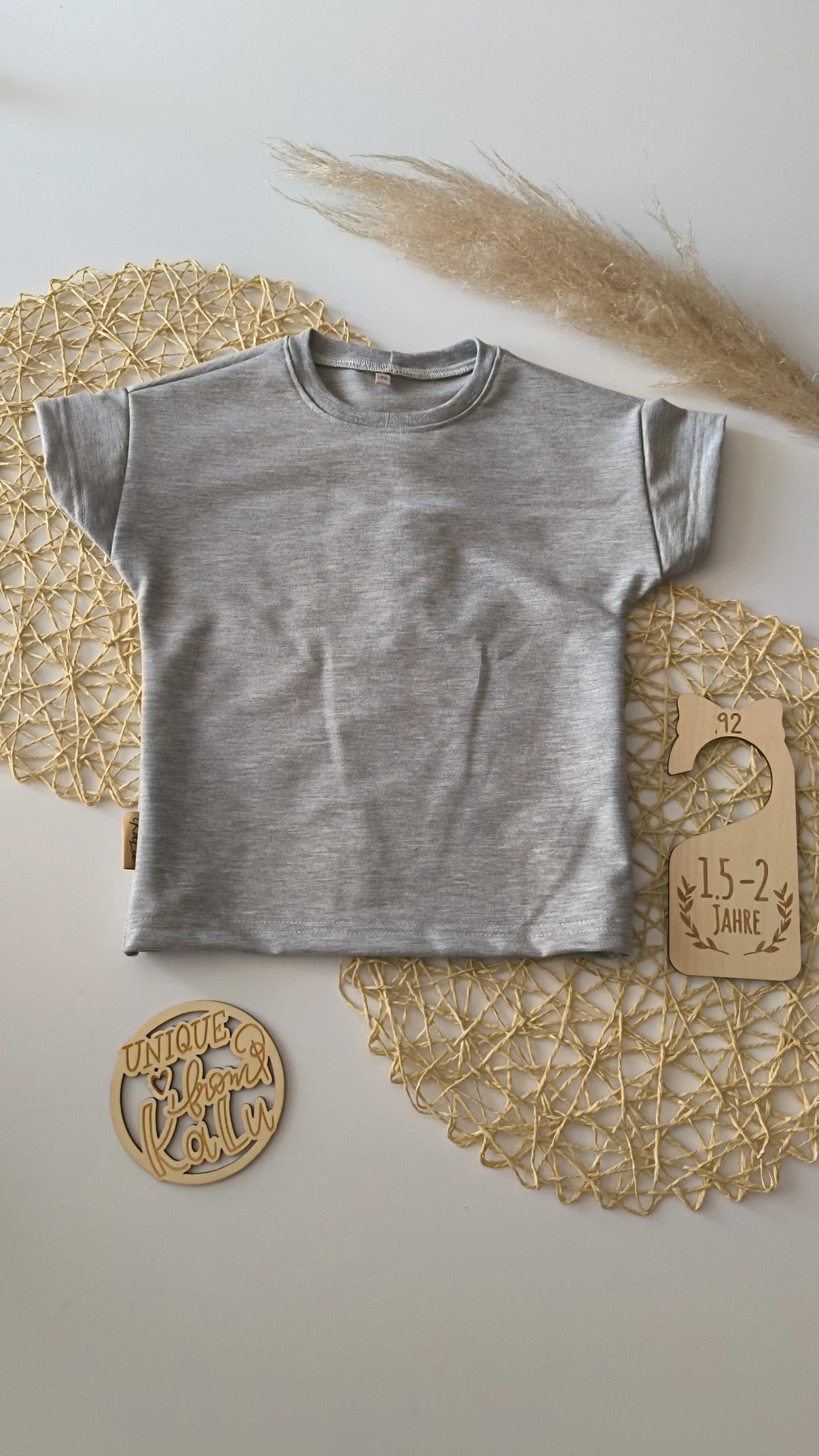 T-Shirt in grau gr. 92