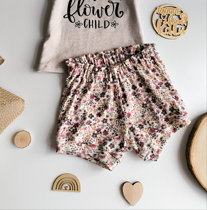 Statement T - Shirt und Blumen Sunny Shorts aus Rib Jersey ab Gr. 56 - 140