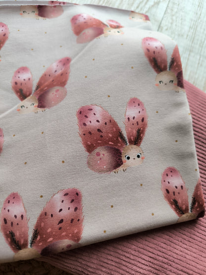 French Terry mit süßen Schmetterlingsmotiven und Kombistoff