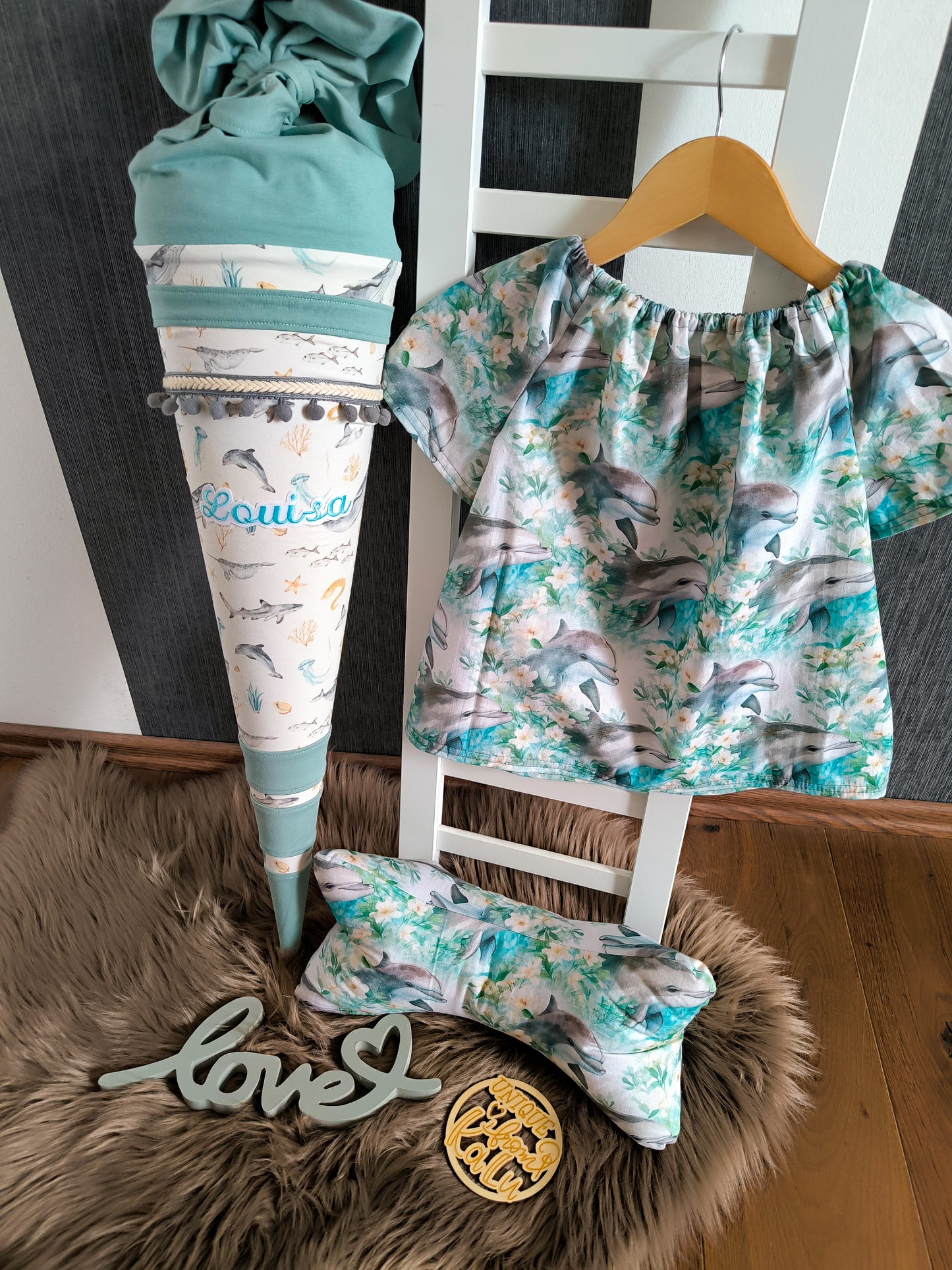 Individuelle Schultüte aus Jersey mit Name , T-Shirt & Leseknochen passend zum Schulranzen